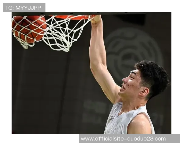 余嘉豪的成长之路与未来展望：从青涩少年到篮球新星的蜕变与奋斗